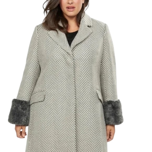 🧥 Lane Bryant Women’s Gray Herringbone Snap-Front Coat – Size 26/28 - Picture 2 of 13
